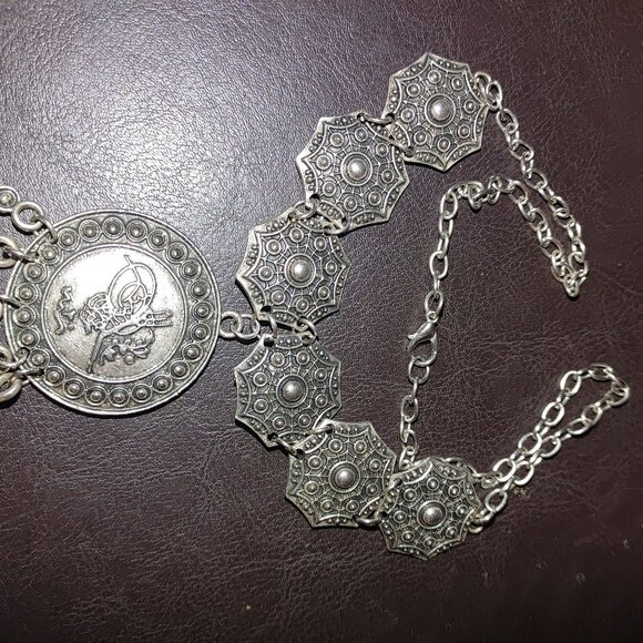 Vintage Silver Tone Coin Necklace Ornate Medallion Chain Boho Gypsy Bohemian - Picture 5 of 8